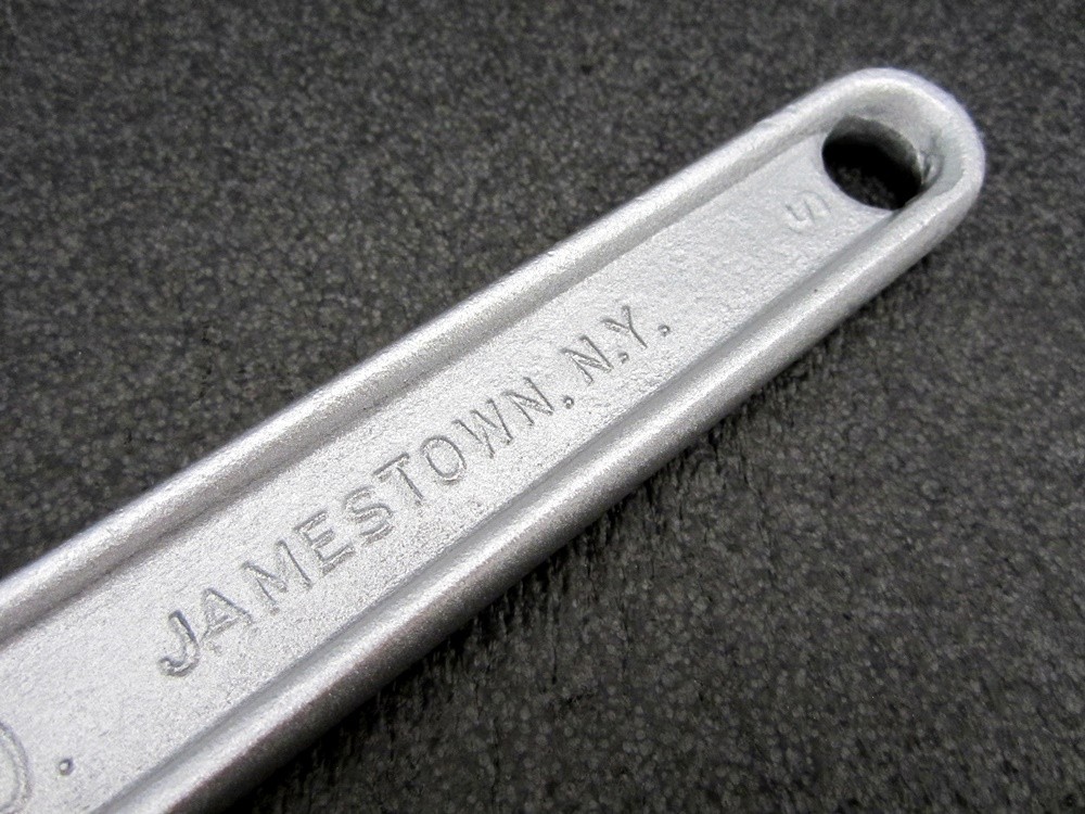 Vintage Crescent 18″ Adjustable Wrench Crestoloy Made in USA