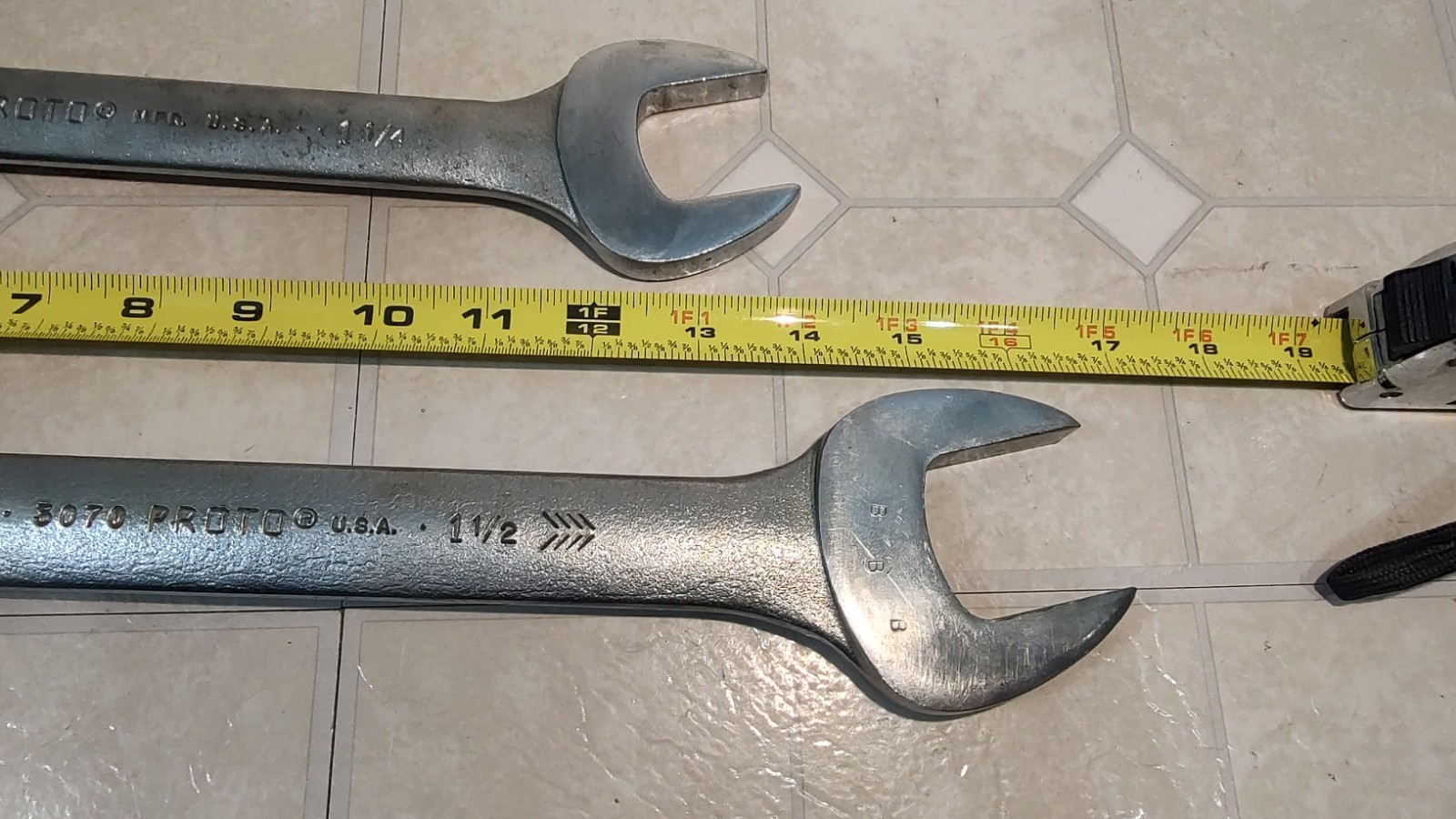Proto 3070 1-5/8” – 1 1/2” 3055 1-1/4″ – 1-5/16″ Double Open End Wrench Set