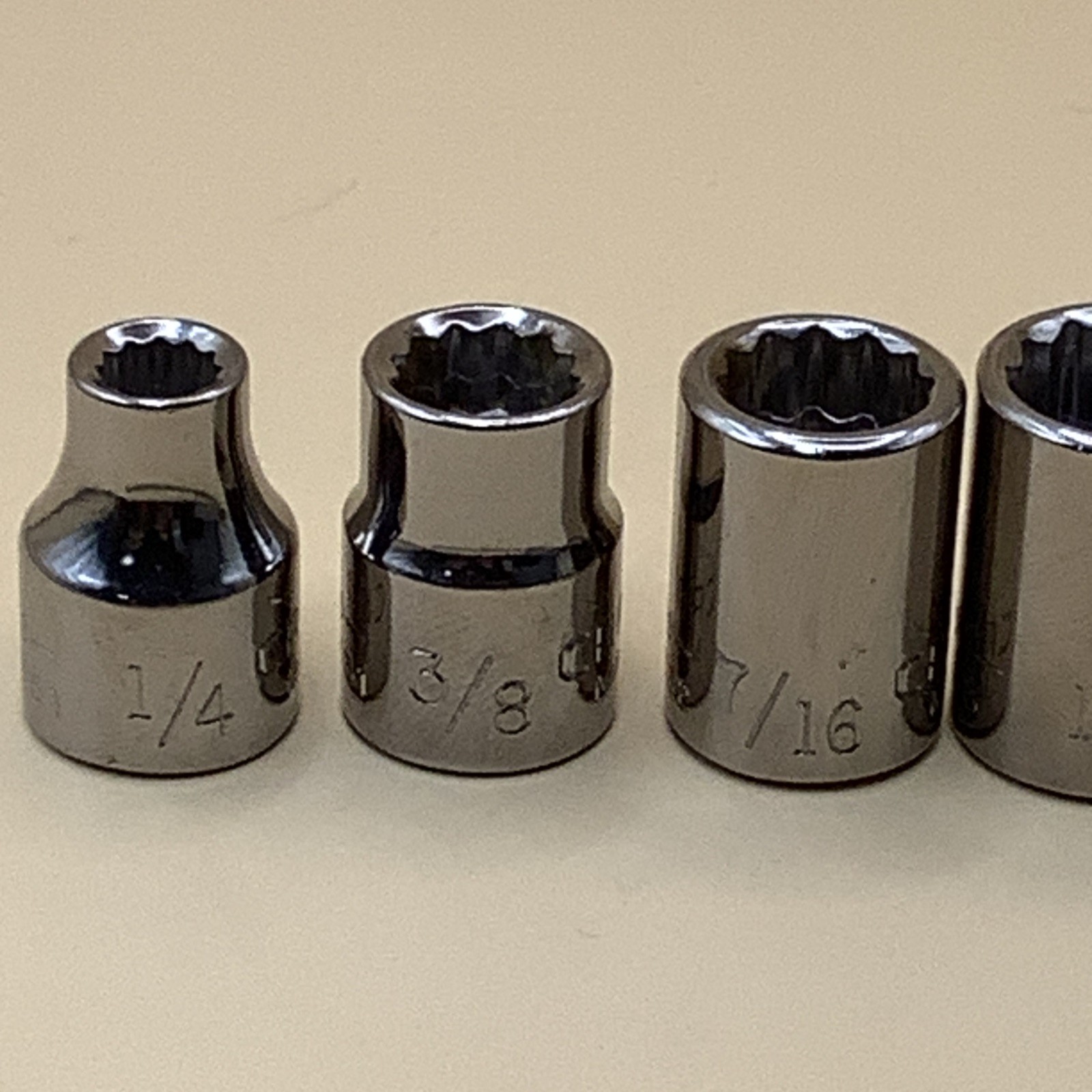 7 Vtg Craftsman 12 Point G2 Sockets 1/4” To 3/4” 3/8” Drive USA Nice Sockets