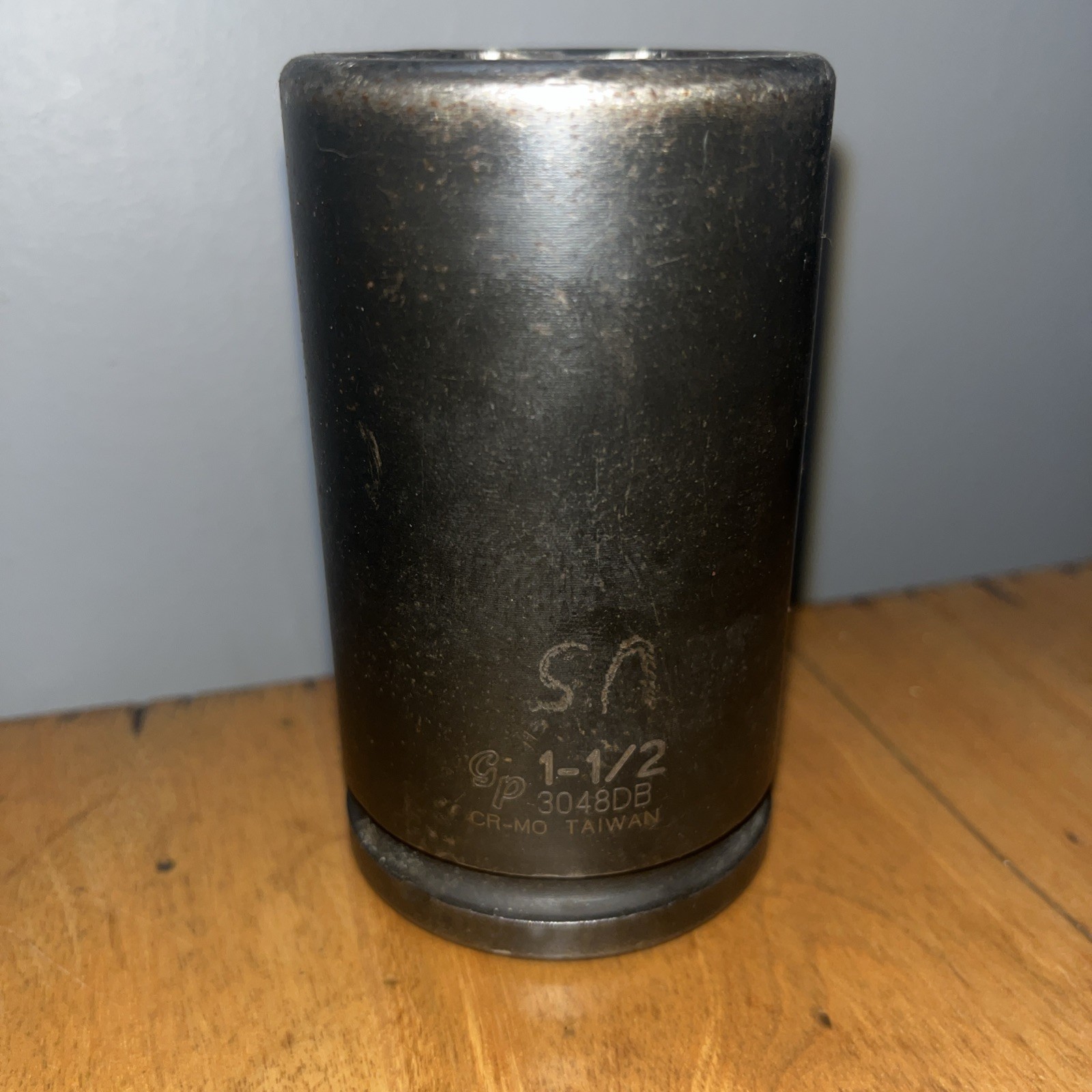 Grey Pneumatic 3048DB 1-1/2 IN 6 Pt Deep Bud Impact Socket 3/4 in