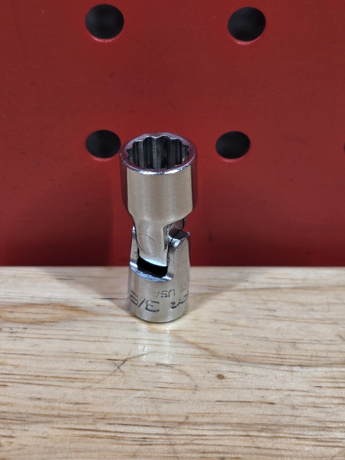 Snap-on TMU121 3/8” SAE 1/4” Drive 12-Point Swivel Wobble Socket USA See Details