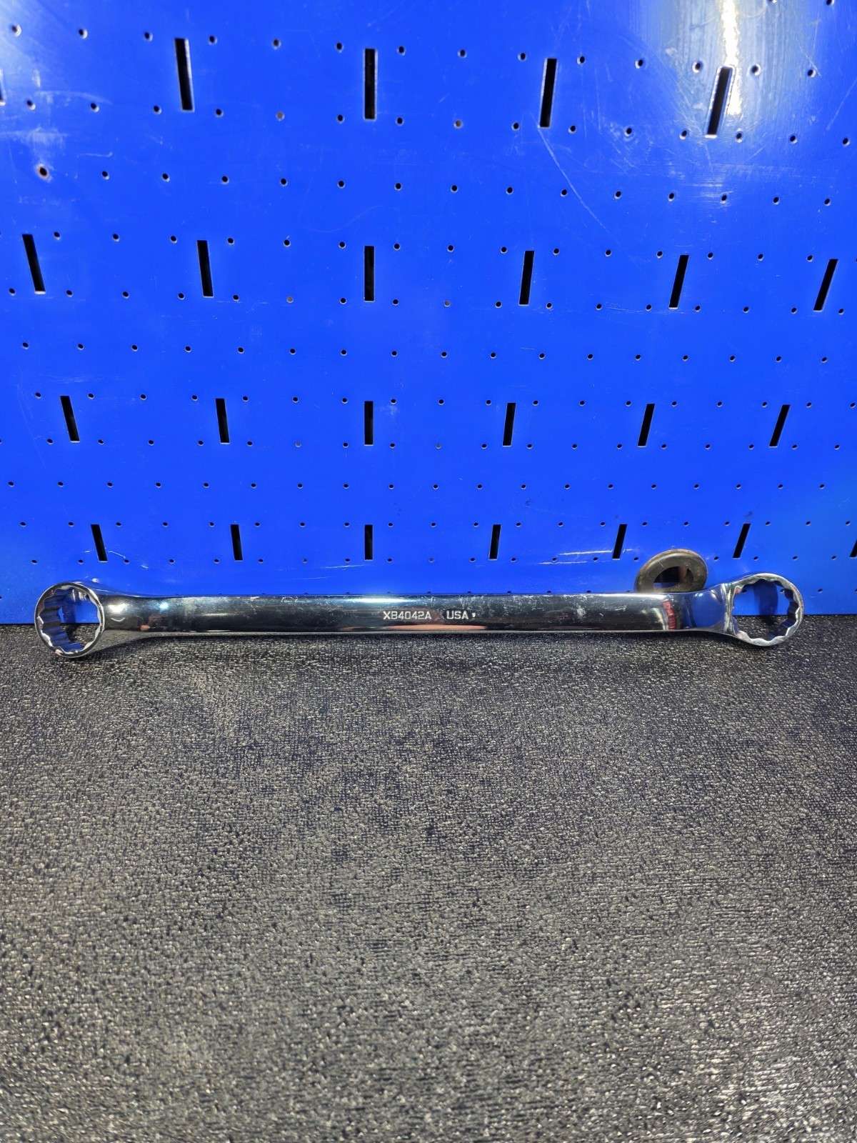 Snap-on XB4042A 1-1/4″ x 1-5/16″ 10° Offset Double Box End Wrench See Details
