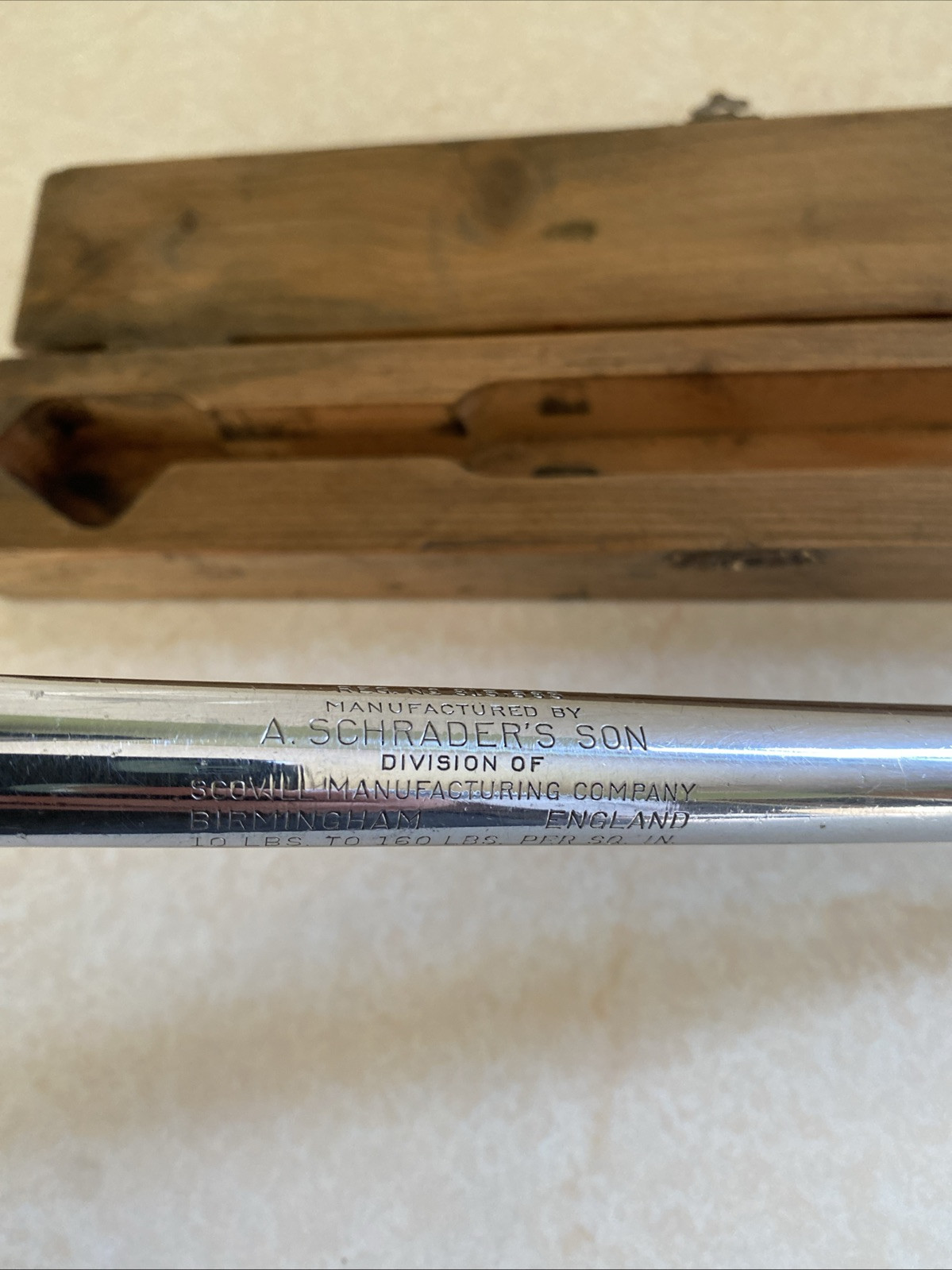 Schrader Service Tyre Gauge In Original Wooden Case Vintage Tool Classic Car