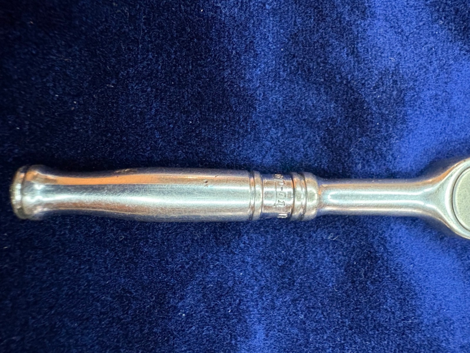 vintage Snap On 1/4″ ratchet TM 70 B, two (2) extensions one 2″, one 4″ included