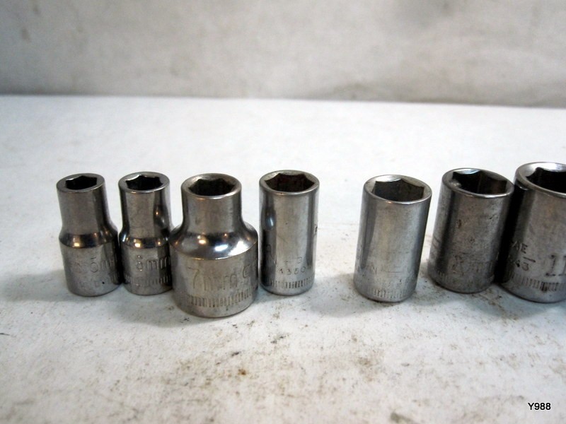 CRAFTSMAN set of 16 sockets mix lot see description