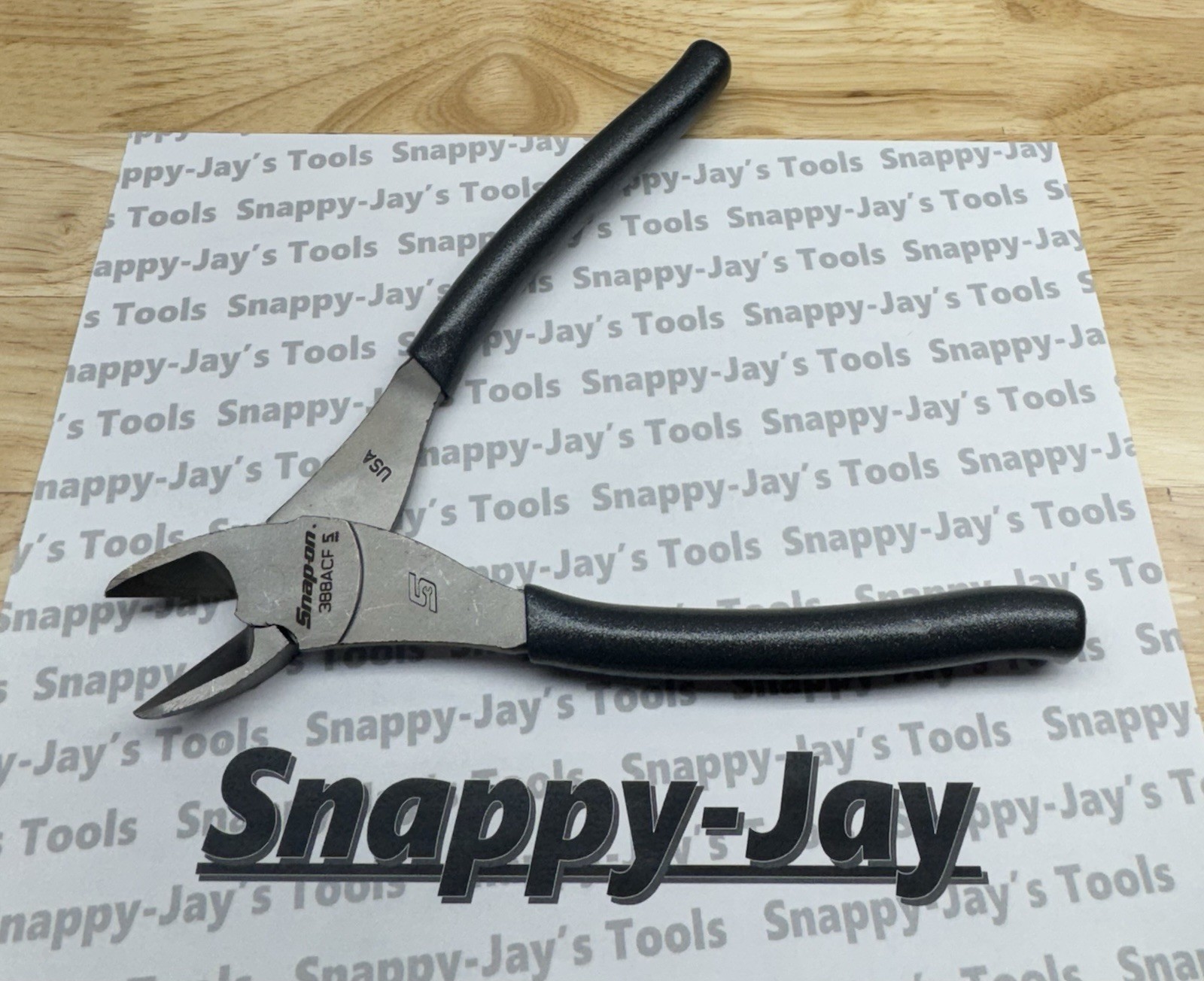 Snap-on Tools NEW DARK TITANIUM Soft Grip 8″ High Leverage Cutter Pliers 388ACF