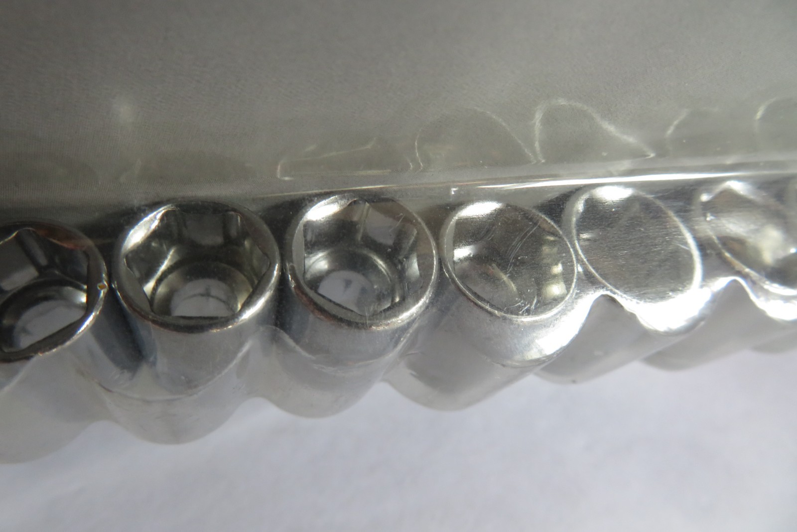 Vector® 12 PC. 1/4″ Drive 6 Point Mid-Length SAE Socket Set 5/32″ to 1/2″ Chrome