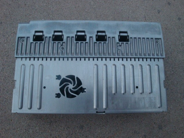 MERCEDES W221 07-14 S550 AUDIO TUNER RADIO LOGIC7 SOUND POWER AMPLIFIER BE9061