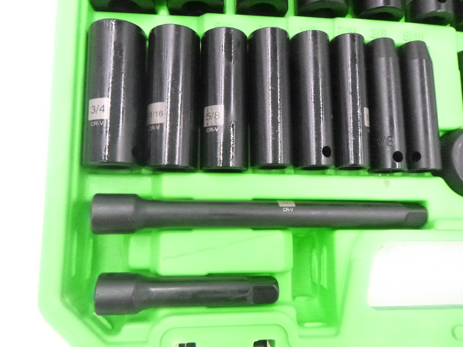 Bourvill 3/8″ 50-Piece Impact Socket Set with Extension Bar