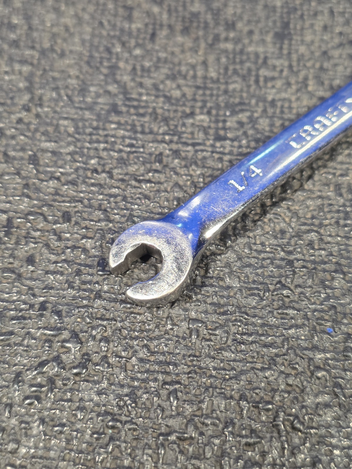 Craftsman Tools 42090 1/4″ x 5/16″ Full Polish SAE Flare Nut Wrench
