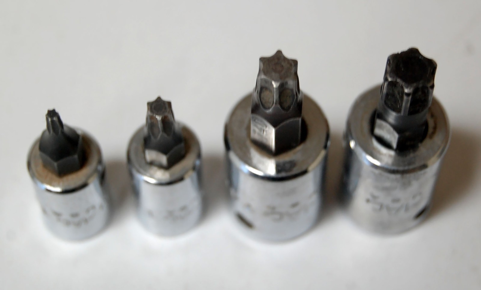Four MAC Torx Bits Sockets T8 & T25 1/4″ Drive T40 & T50 3/8″ Drive USA