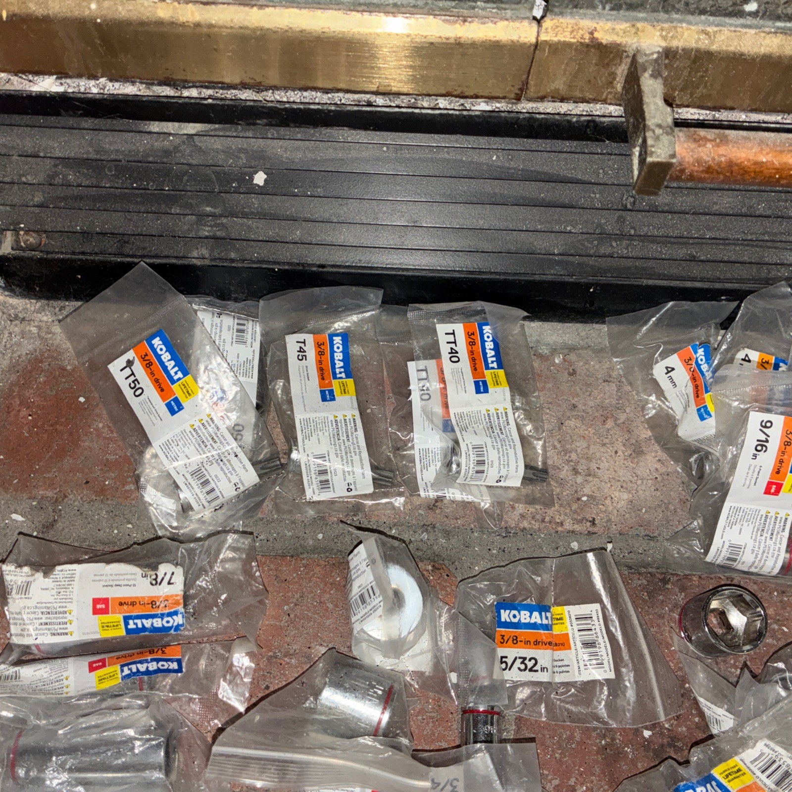 Lot 170 Kobalt Sockets 170 Items!All New 1/4 3/8 1/2 Metric SAE Assorted Chrome