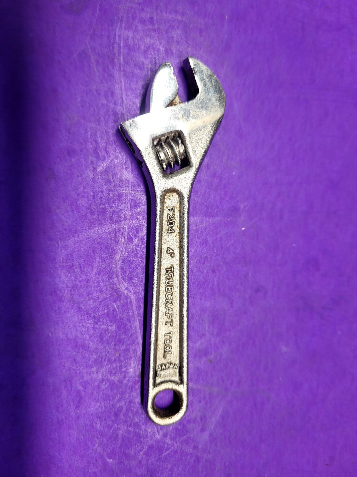 VINTAGE TRUE CRAFT 4″ ADJ. WRENCH F204 TOP 6-2