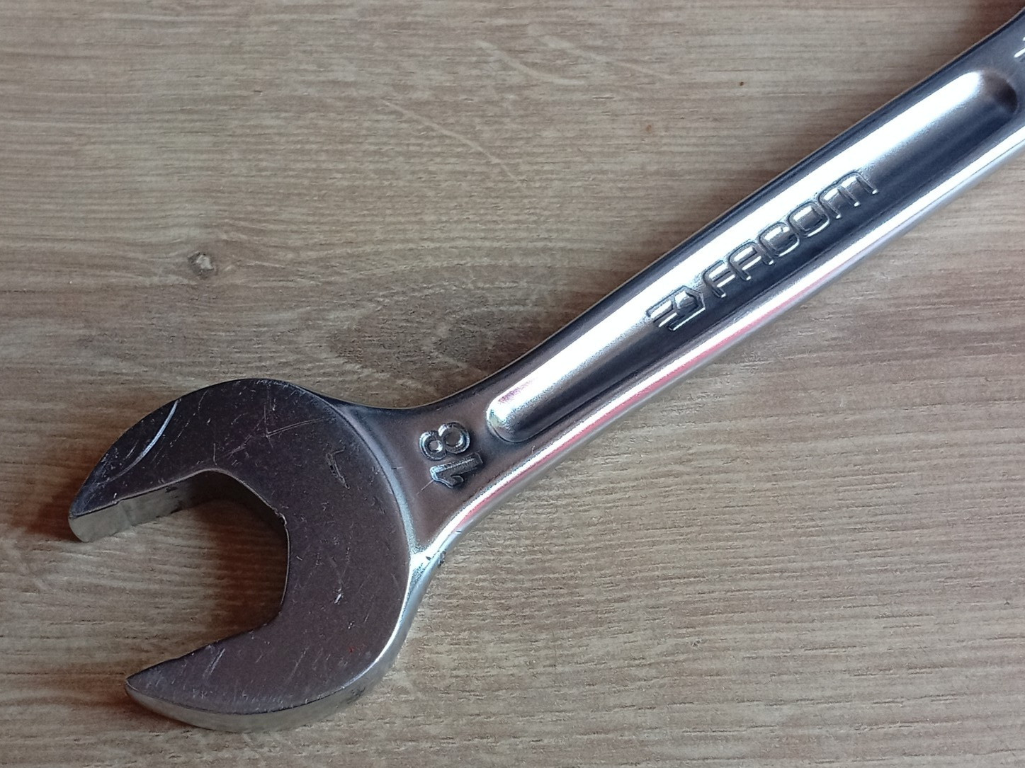 Facom No467F, 18mm, Flexhead Ratcheting Combination Ratchet Spanner