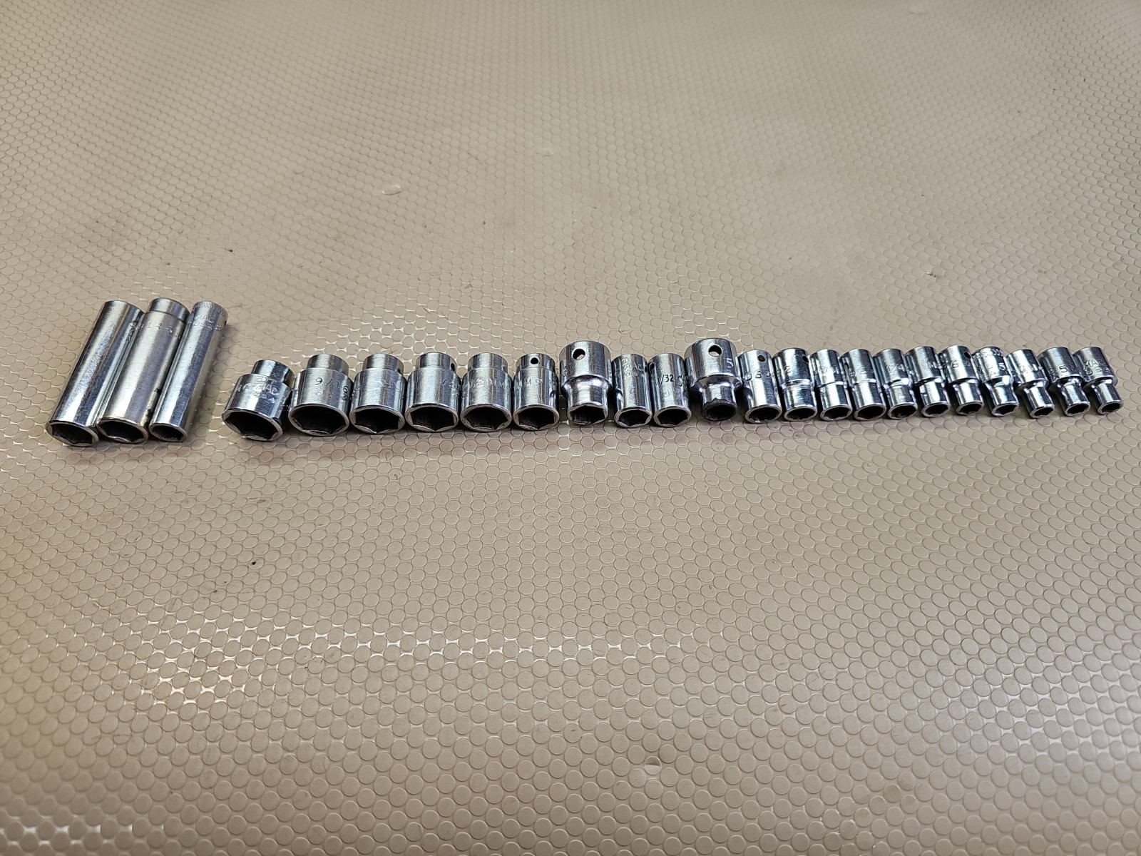 Mac Tools 24pc MD6 Mixed Socket Set 1/4″ Sae & Metric Chrome Sockets