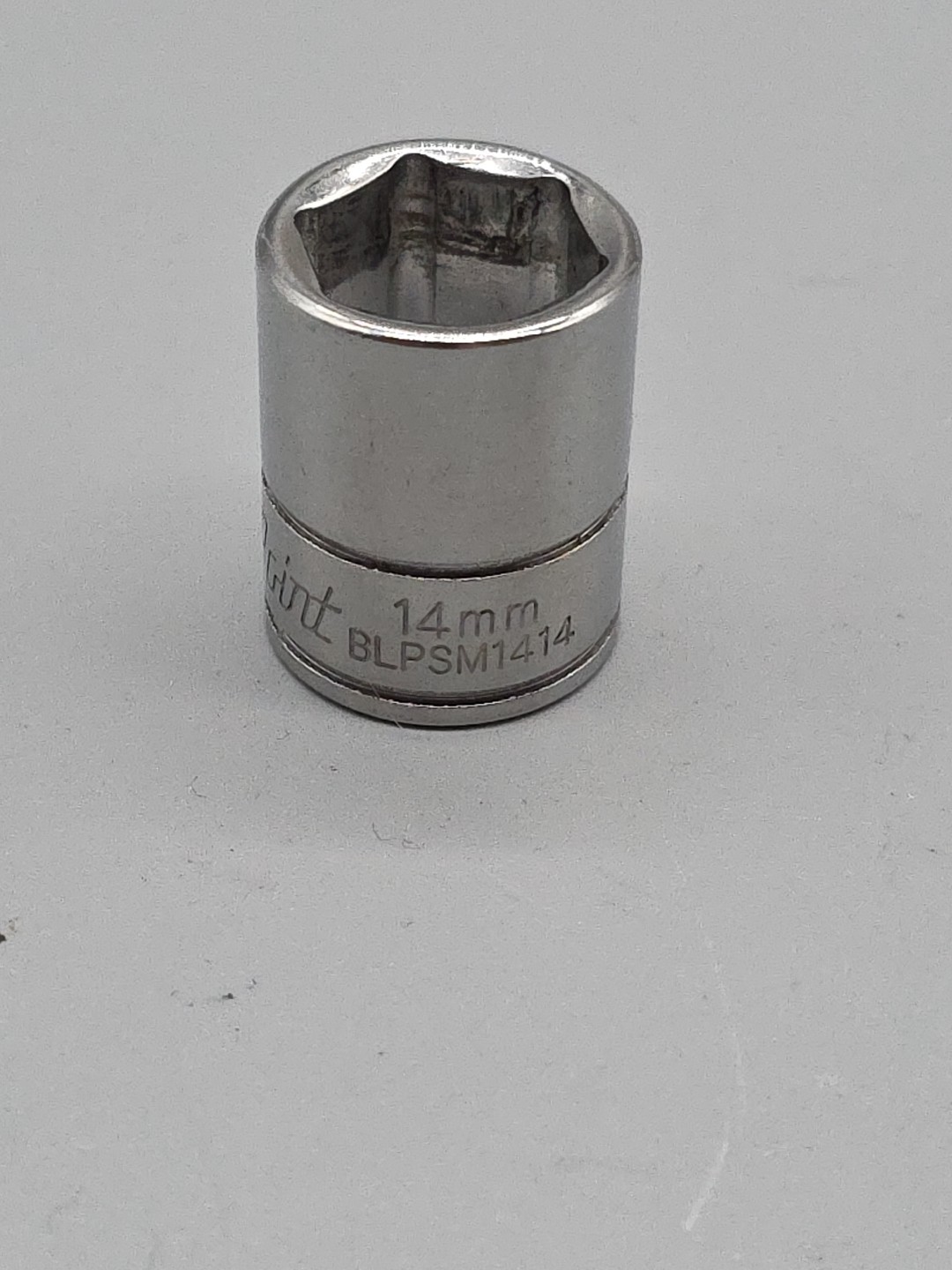 Blue-Point Tools BLPSM1414. 1/4″ Dr 14mm SOCKET SHALLOW 6Pt USA