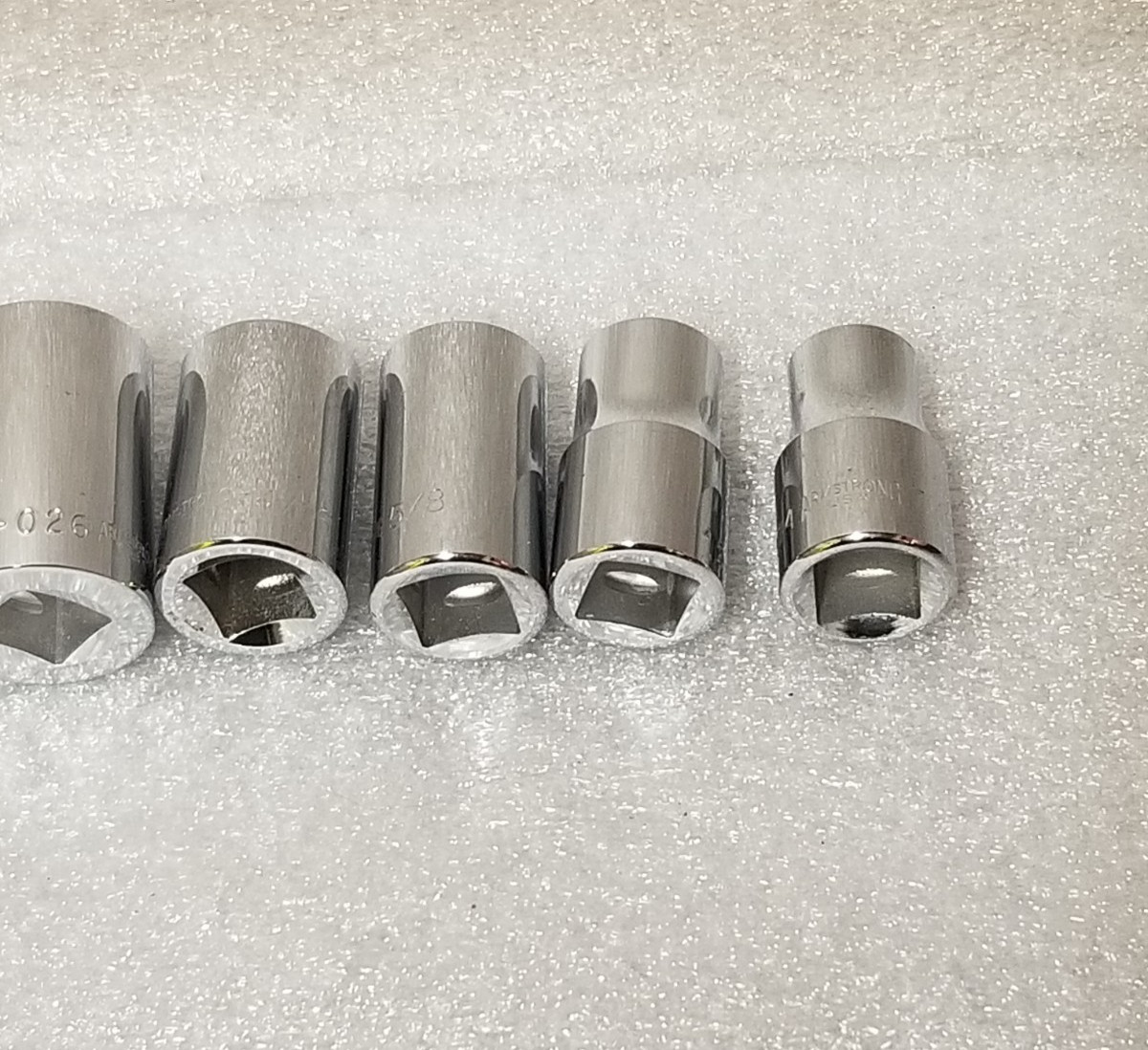 Armstrong 8-Pc 1/2″-Drive 6-Pt Socket Set 7/16″ to 1-3/16″ Made in USA
