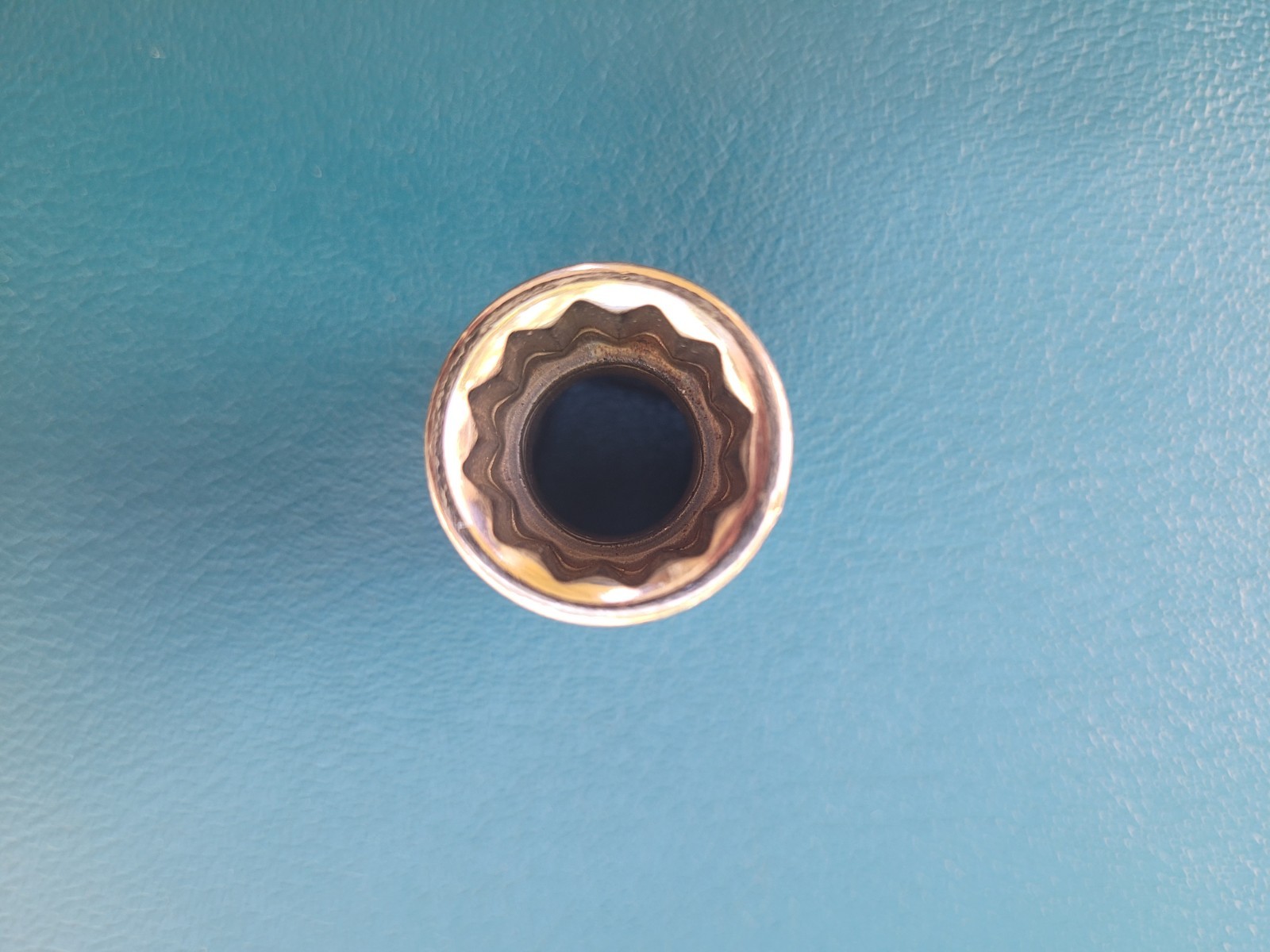 Craftsman -G- 44236 15mm 12pt 1/2″ Drive Socket