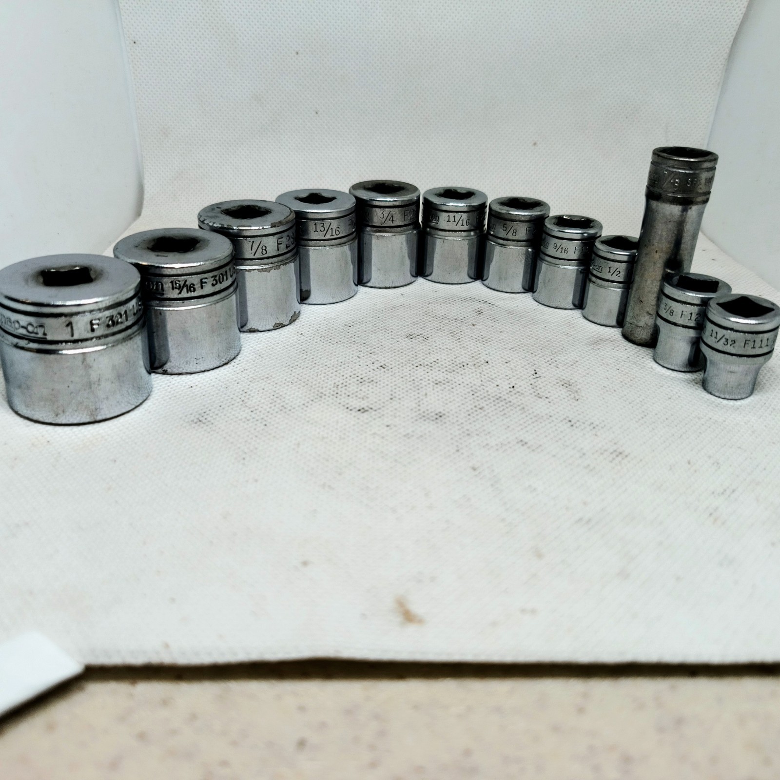 SNAP-ON Tools 12 Pc SAE Socket Set 3/8 Drive Underline F Series 11/32″ – 1″ USA