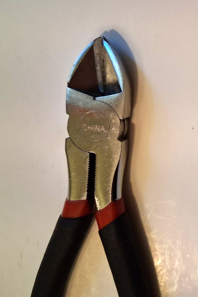 DURABUILT DIAGONAL CUTTERS 6″ CHINA