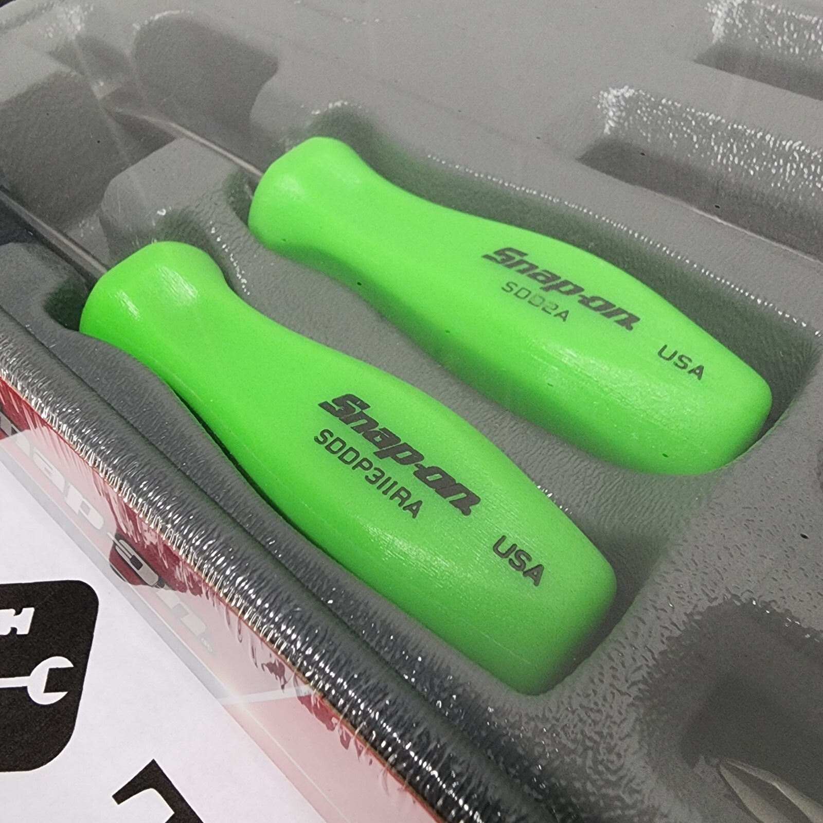 Snap-on Tools USA NEW 7pc GREEN Hard Grip Combination Screwdriver Set SDDX70AG