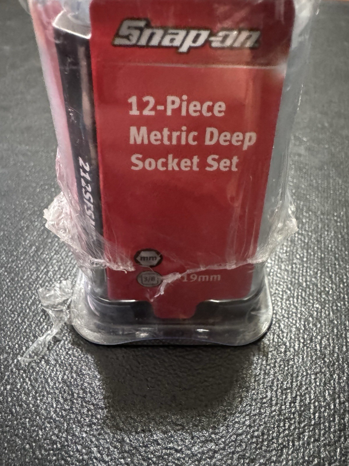 12 pc 3/8″ Drive 6-Point Metric Flank Drive Deep Socket Set (8-19 mm)