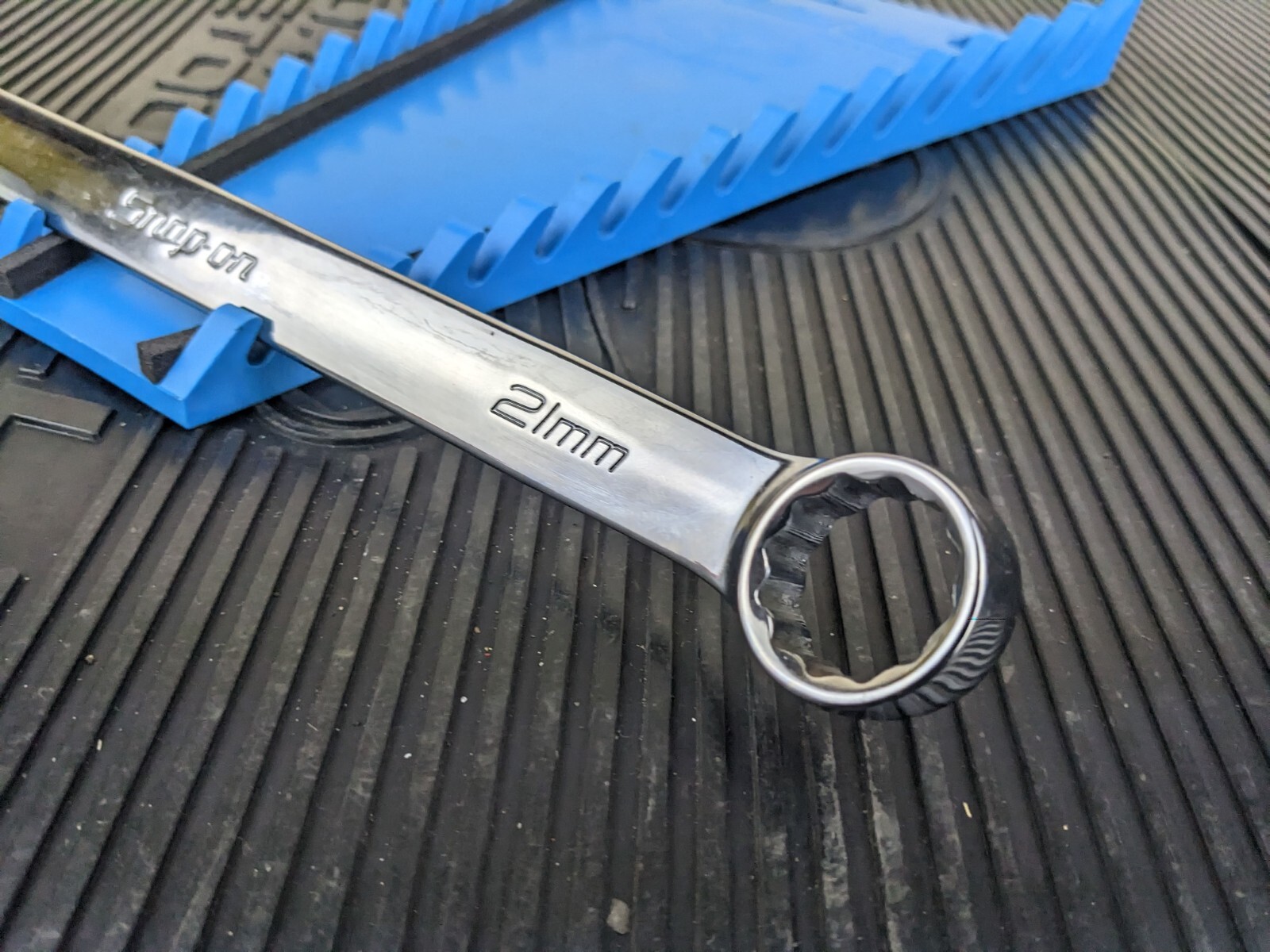 #ay878 NEW Snap-On Tools USA 21mm Metric Standard 12 Point Wrench OEXM210B