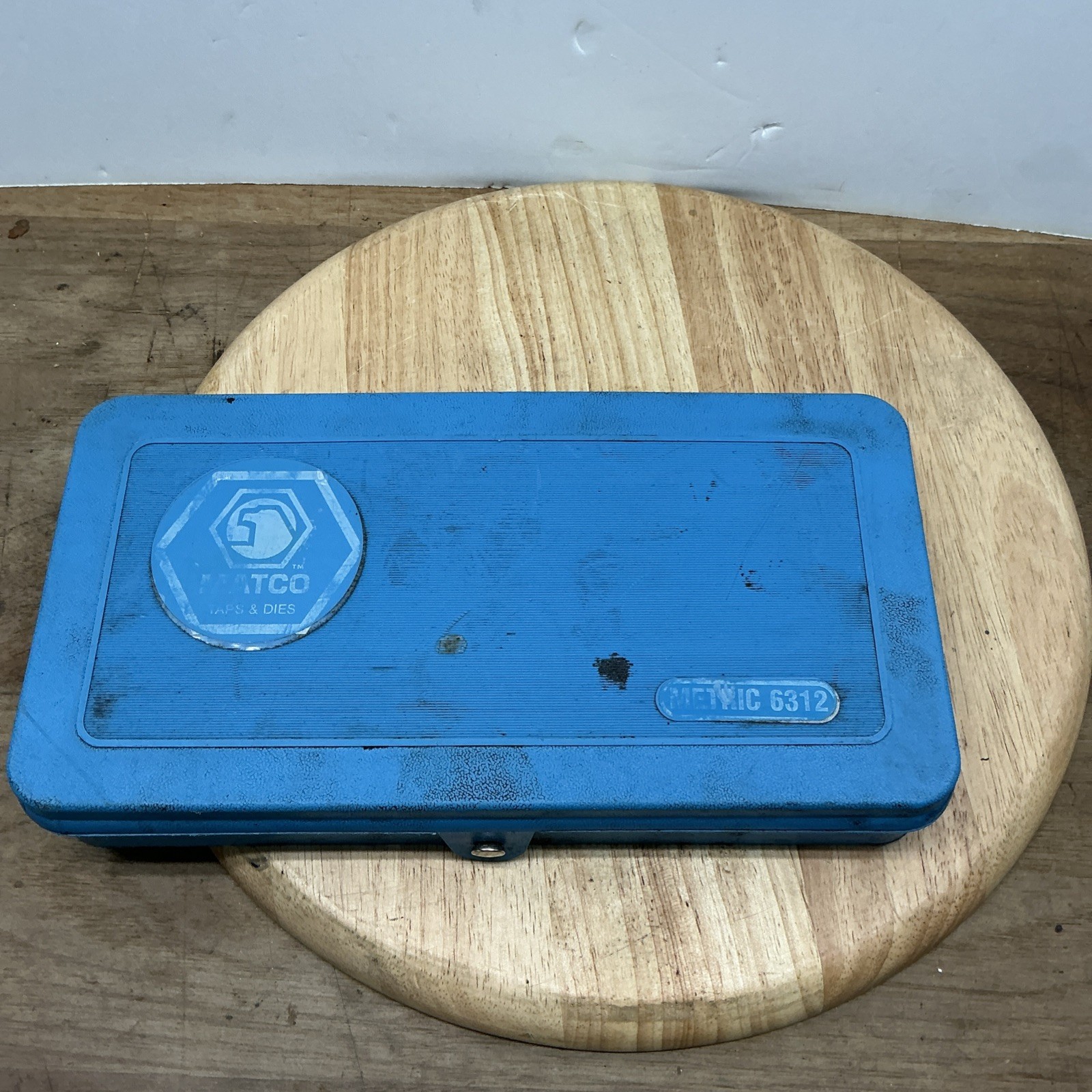 Matco tools. Metric tap and die super set no 6312. (F)