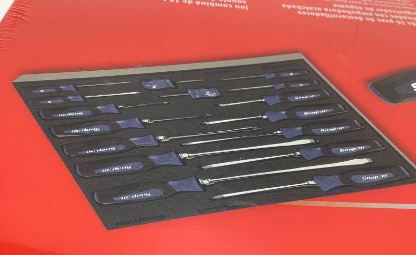 New Snap-on™ Instinct Power Blue Handle 16pc Screwdriver Set SGDX160BFMB in Foam
