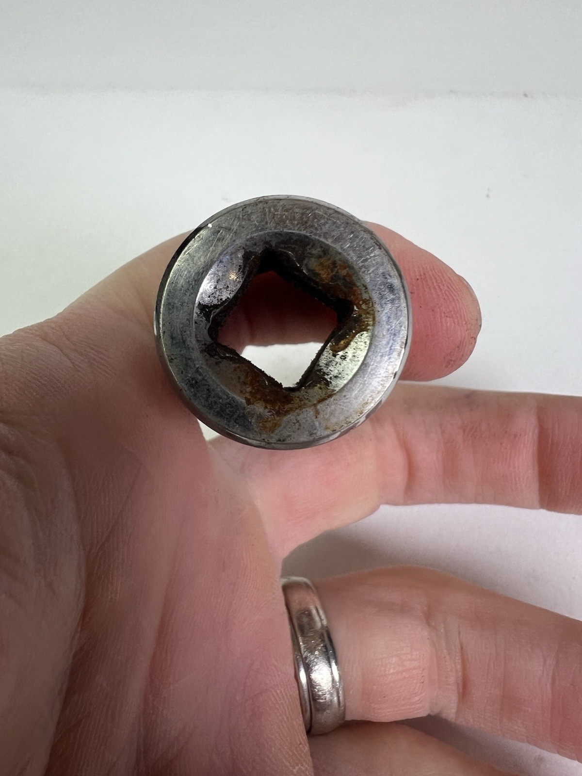 Blue Point 11/16 Socket 3/8 Drive 6 Point BLPS381116