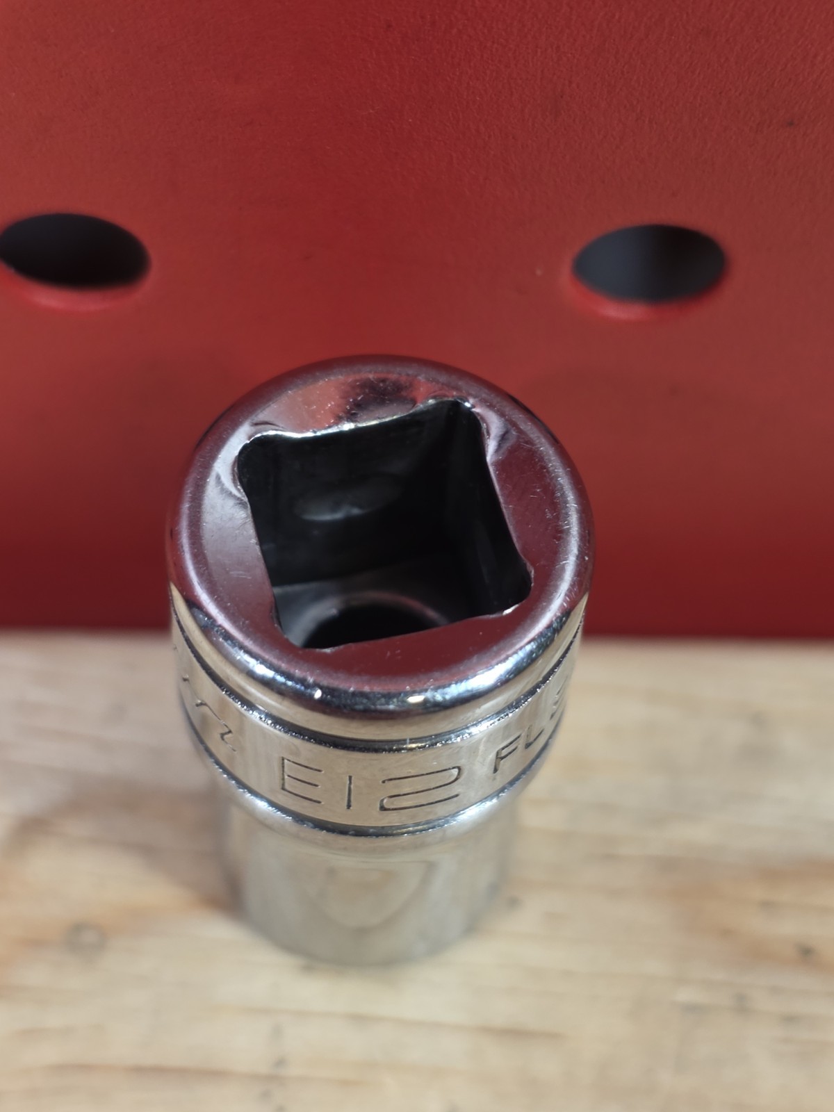 Snap-on Tools FLE120A E12 3/8″ Drive Inverted TORX Chrome Socket External E Torx