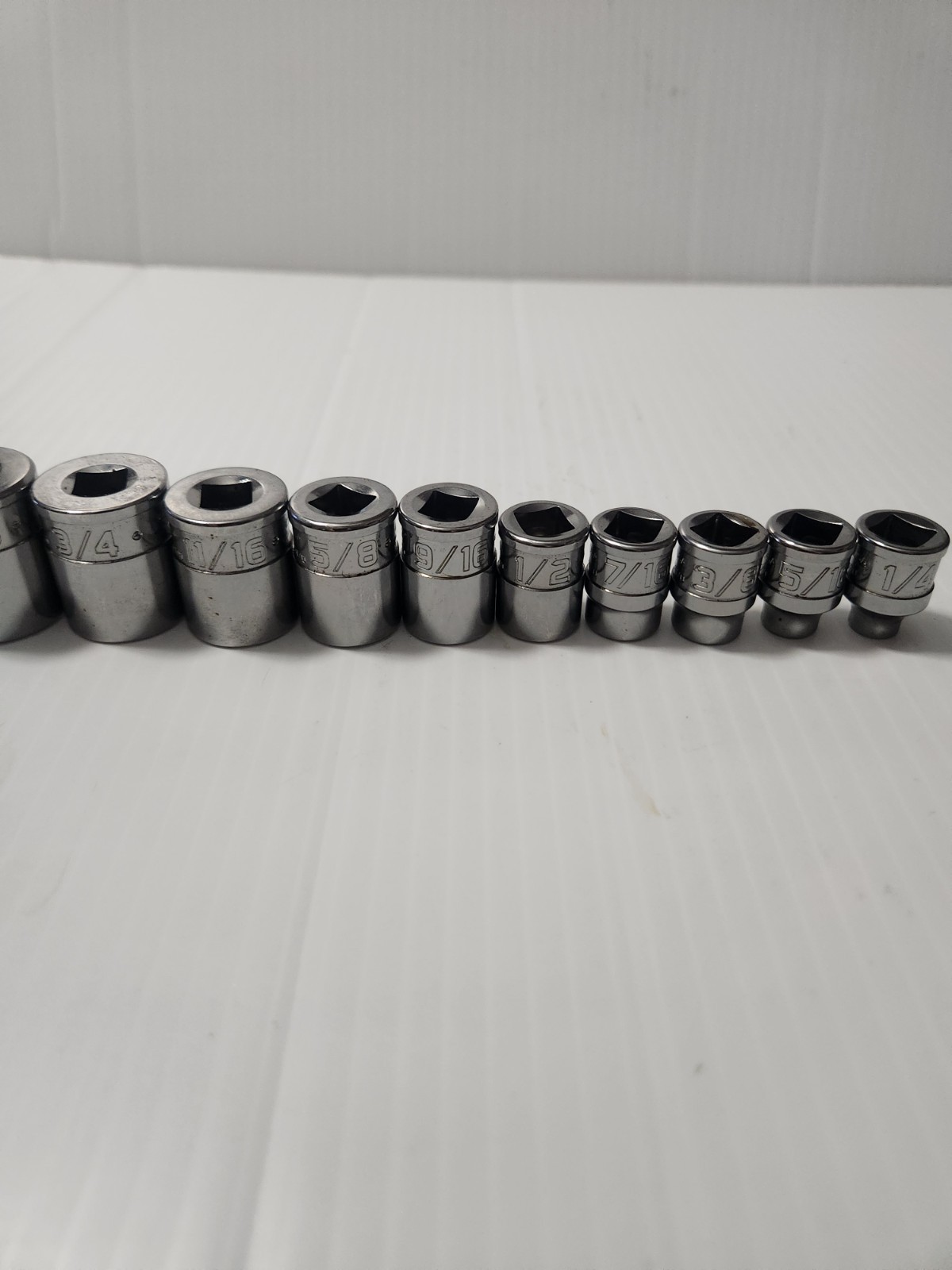 Snap-on 11pc 3/8 SAE Drive Shallow Flank Drive Socket Set 211FSY New