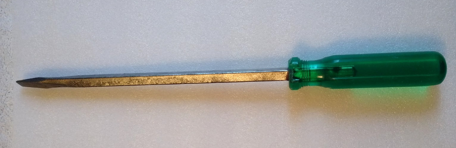 S-K 72130 Flat/Slotted Screwdriver Green & White Handle 14-1/2″ Long