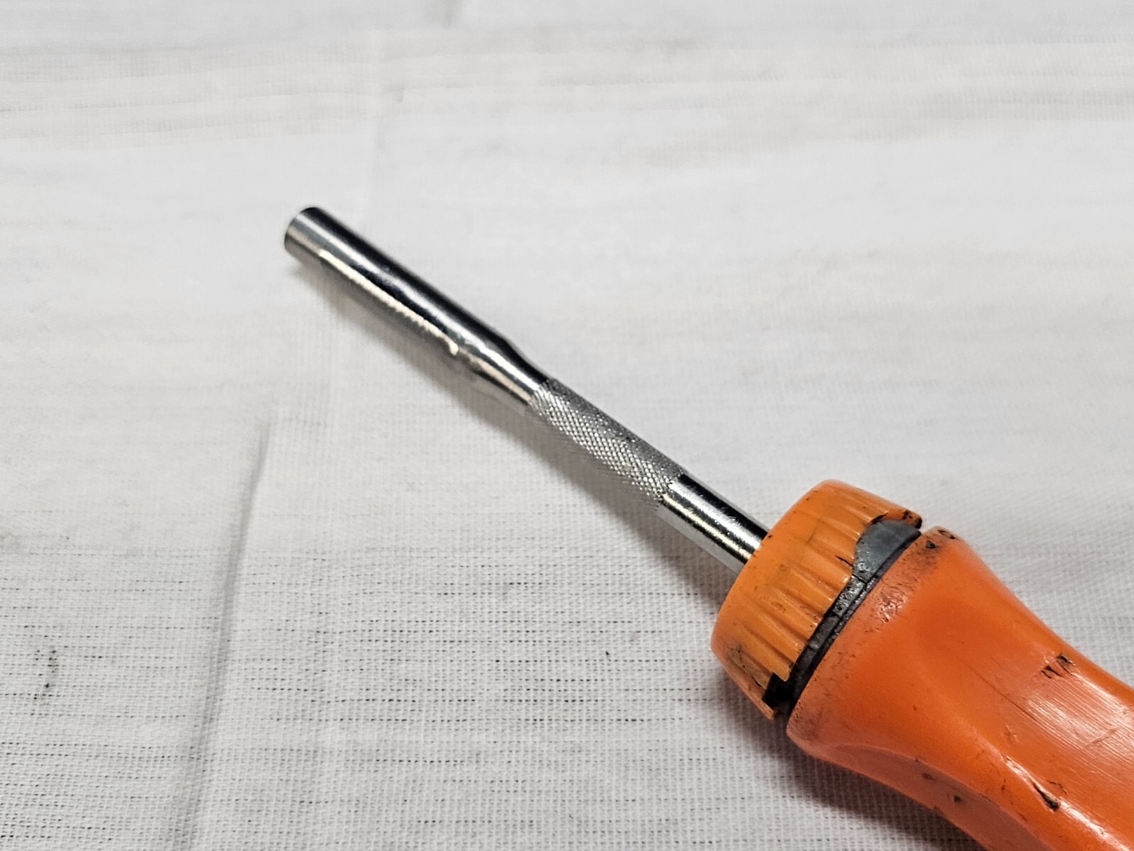 Snap-on Ratcheting Screwdriver Ratchet Bit Driver Orange SSDMR4B