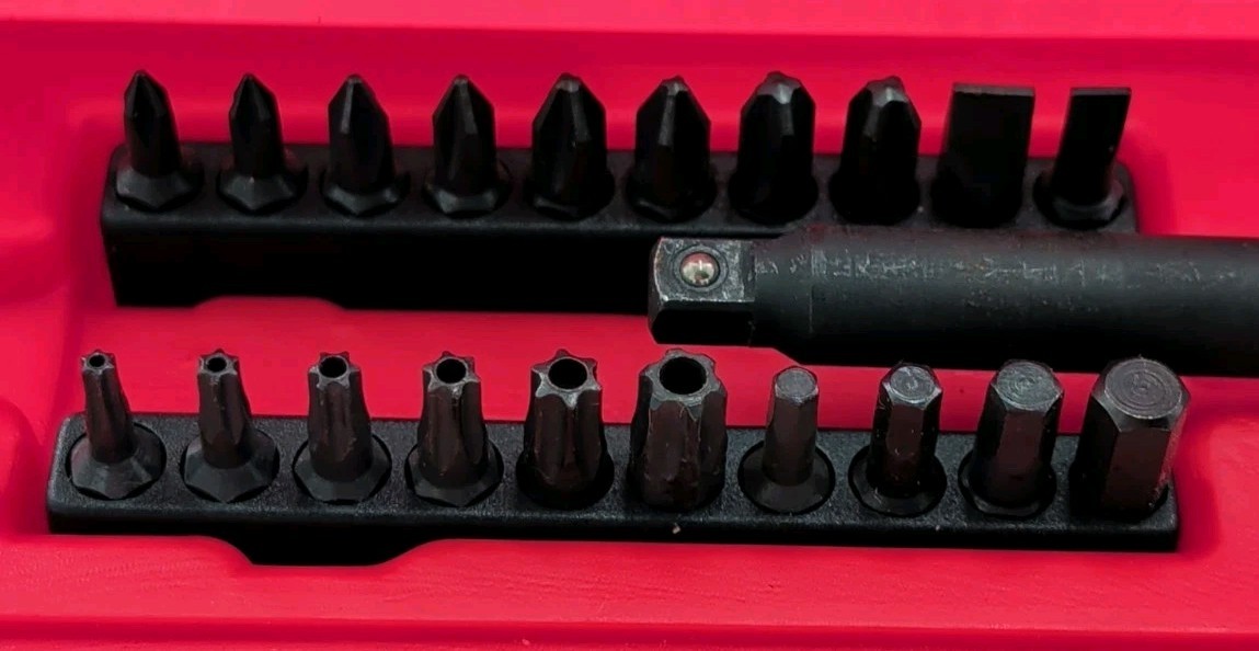 Mac Tools TD95640 1/4″ Drive Torque Screwdriver Set 10-50 In-Lbs Case TD95460