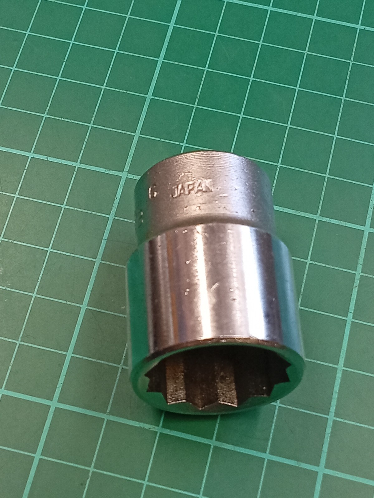 TONE 22mm 1/2″ Drive, 12 point, Shallow Socket, Made In Japan