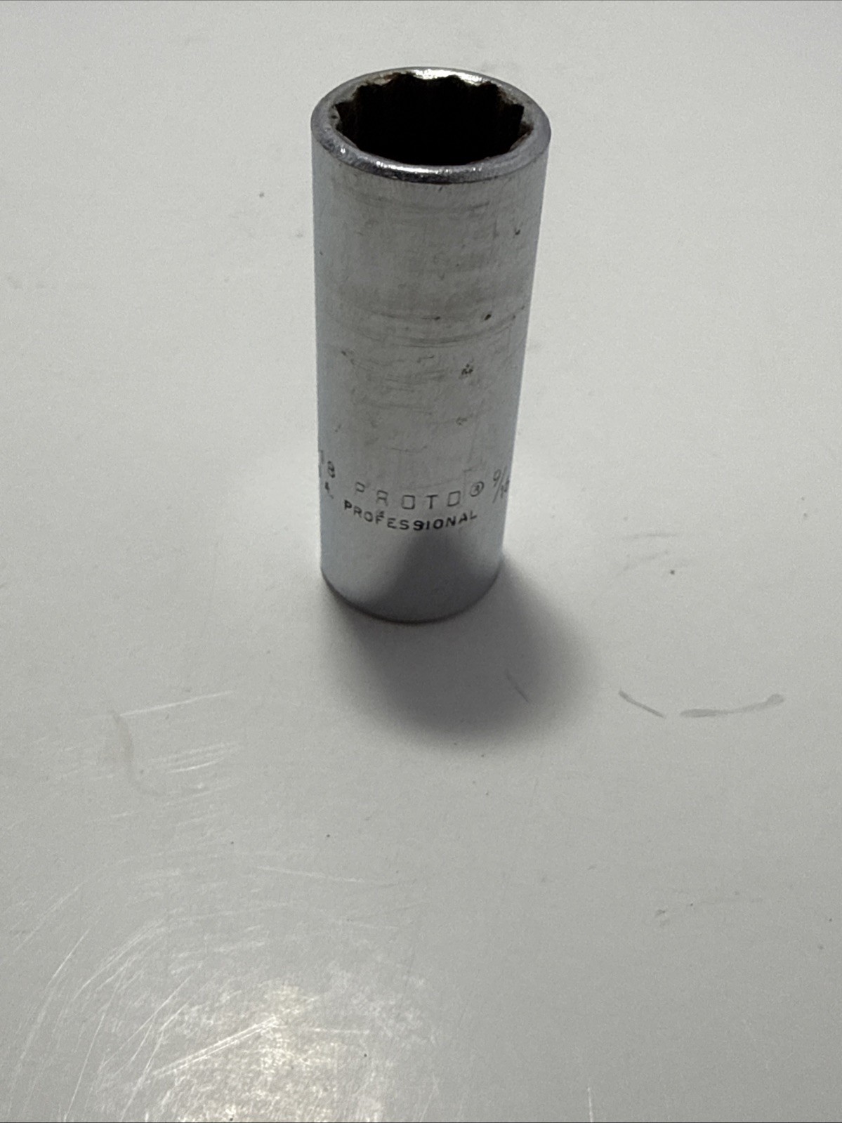 Vintage Proto 5018 , 9/16 in , 3/8” Drive , 12 point Deep socket Made in USA