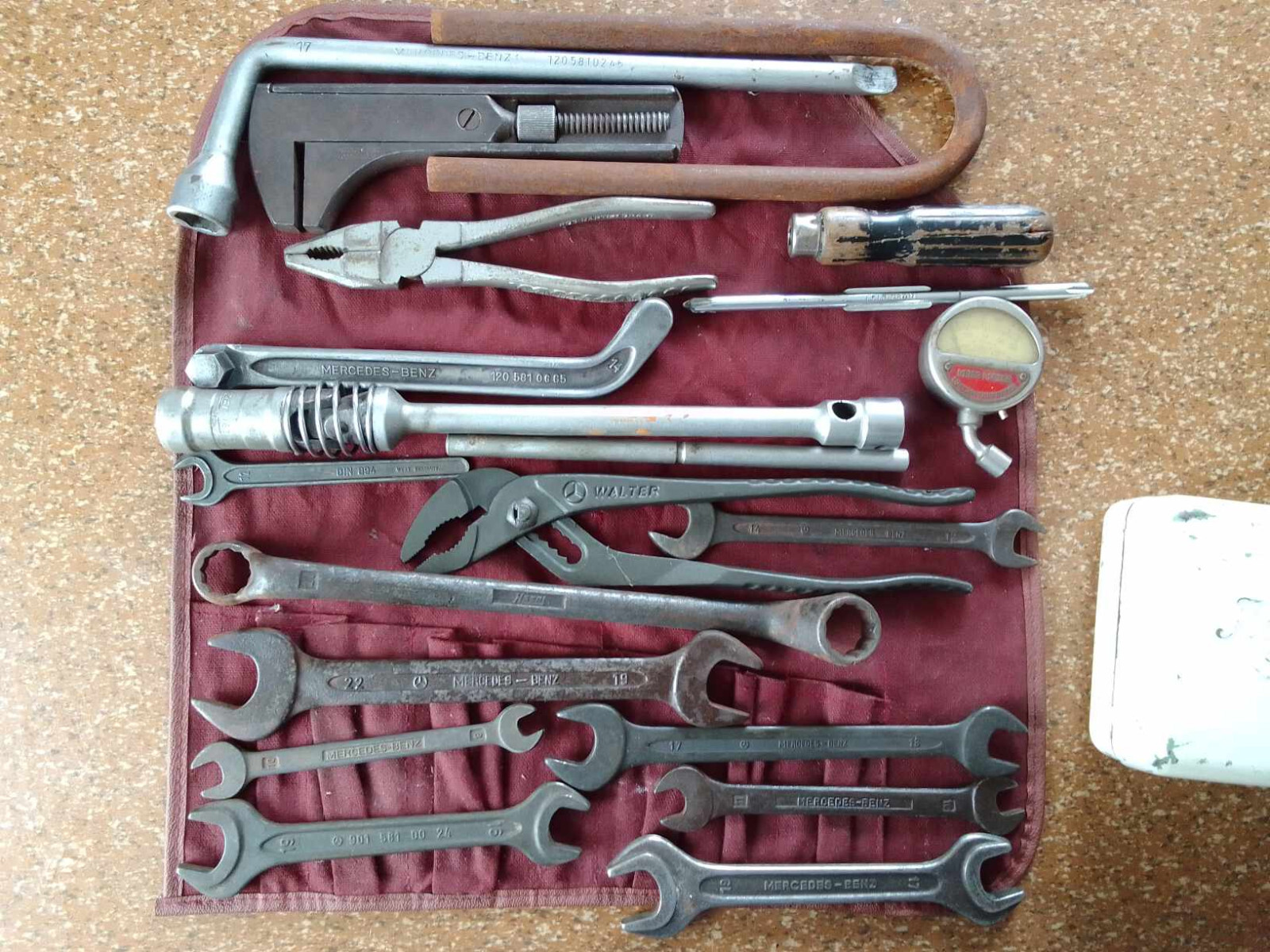 Mercedes Benz tool kit w136 170 v-s w120 ponton 220 190sl