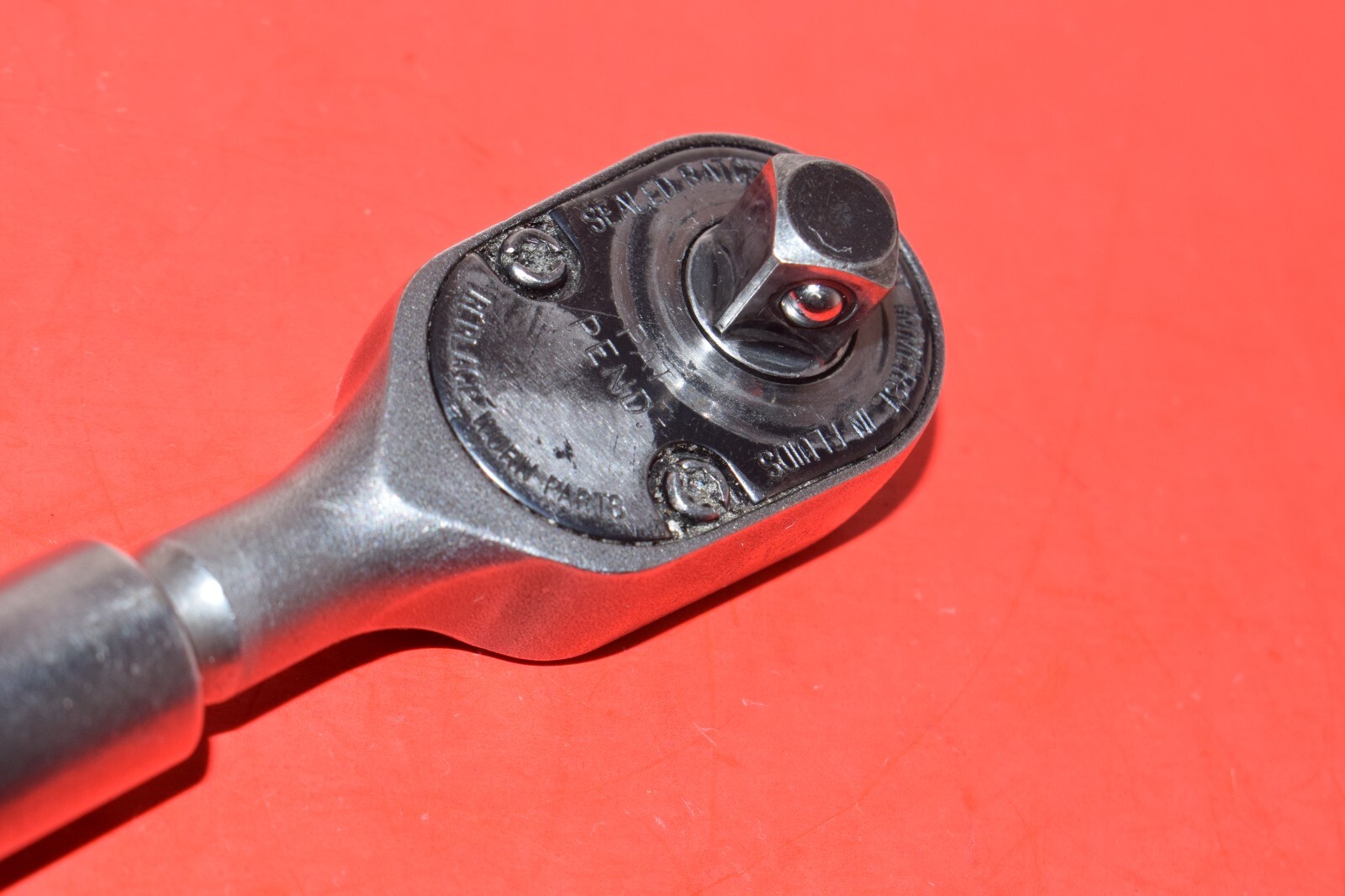 Snap-On 3/8” Drive SAE Interchangeable Head 100 In Lb Preset Torque Wrench