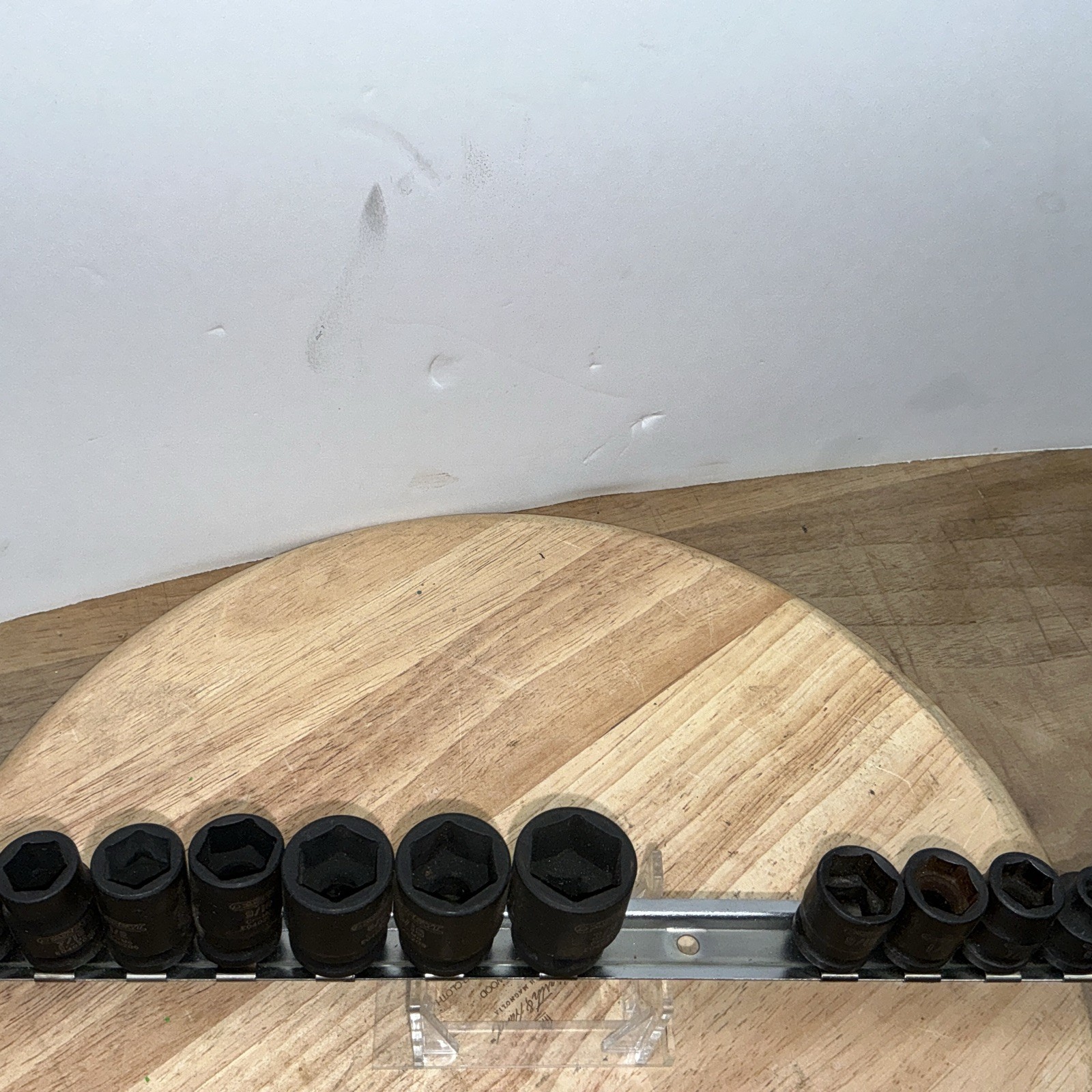 Expert 3/8”. Drive Shallow 12 Piece Socket Set. 6-point SAE(J)