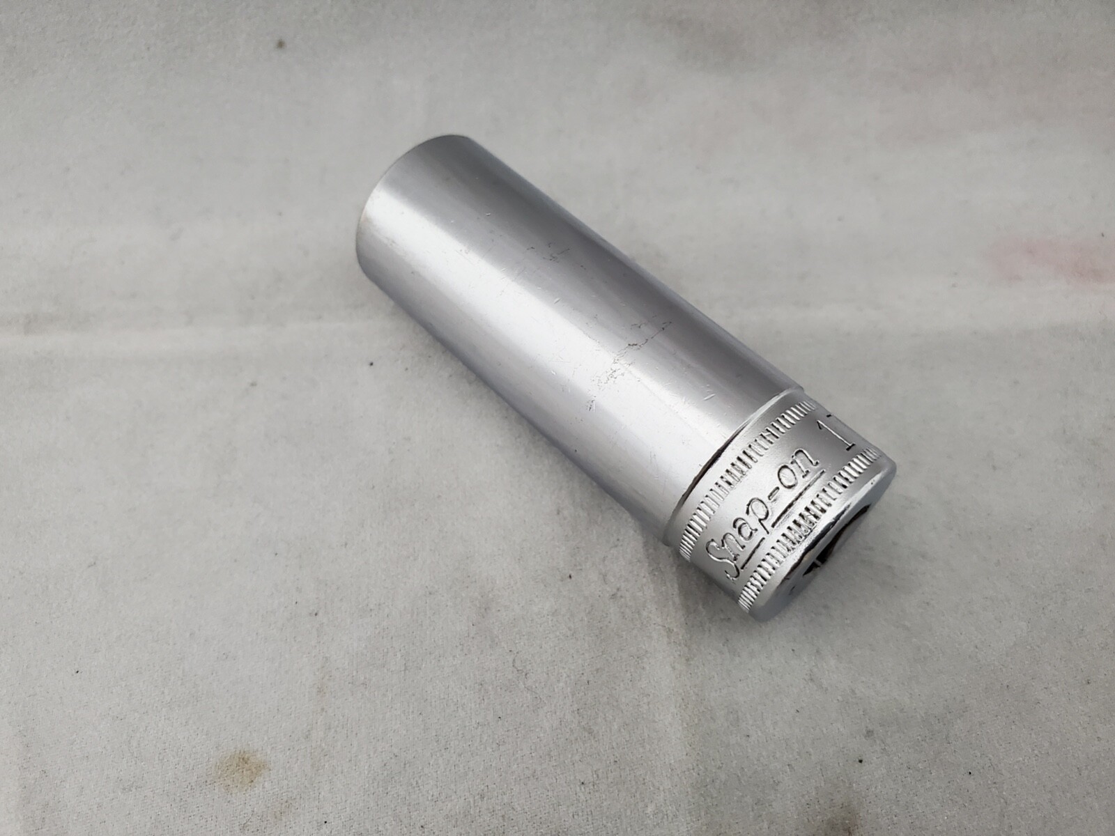 Snap On SFSM17, Metric 17mm Deep Socket, 3/8″ Drive, 6 Point, Ships Free