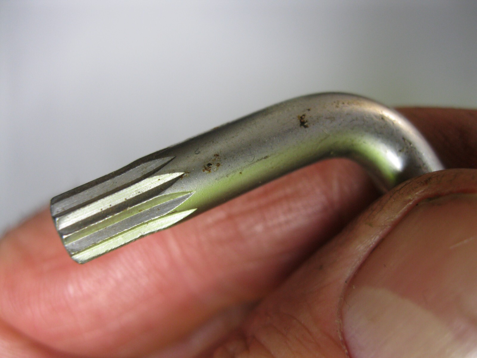 1 – Belzer Double Sided 6mm Spline Socket Key – 12 Point Wrench
