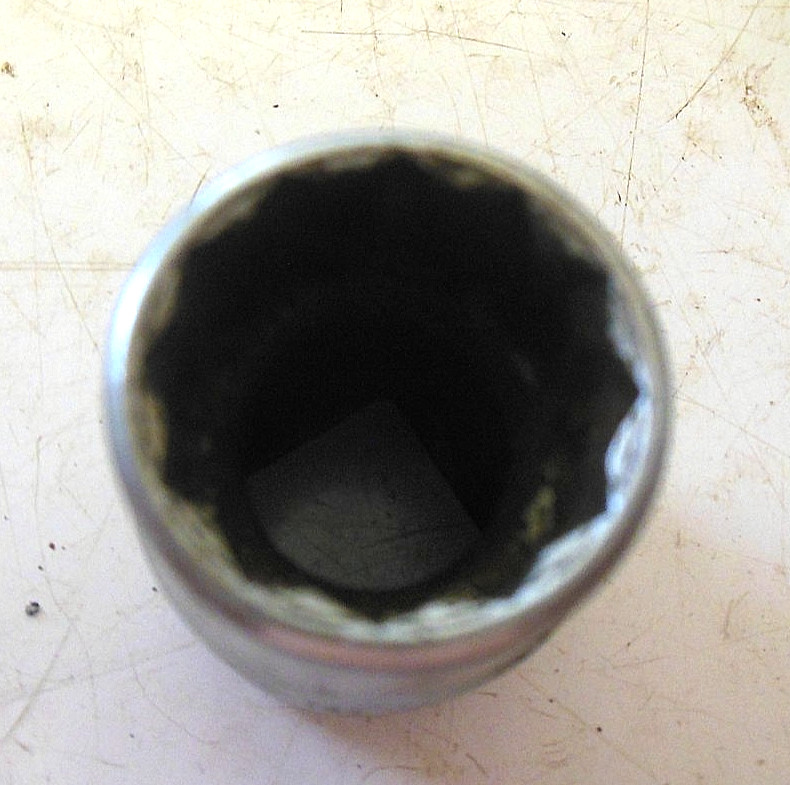 RARE VTG SNAP-ON S9001 21/32” Socket 1/2” Drive 12 Point USA