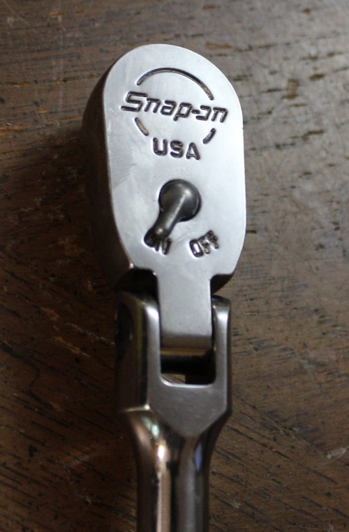 Snap On 3/8″ Drive Flex Head Ratchet Soft Grip Bent Handle FHBF80