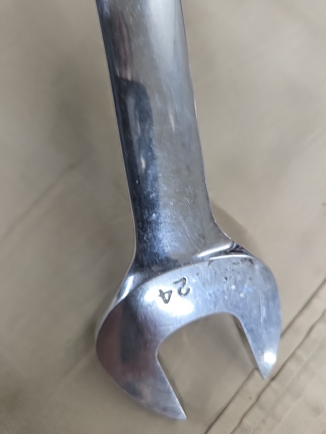 Snap On 21mm x 24mm Double Open End Wrench VOM2124 USA Free Shipping