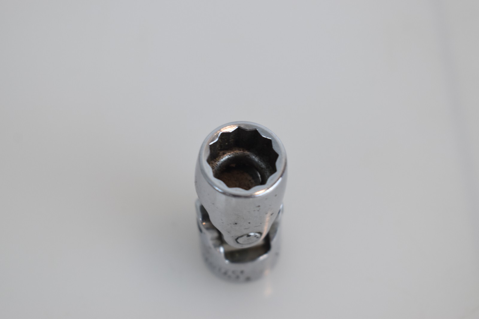 Snap On Tools FVU14 7/16″ SAE Shallow Universal Socket 3/8″ Drive 12 Point USA