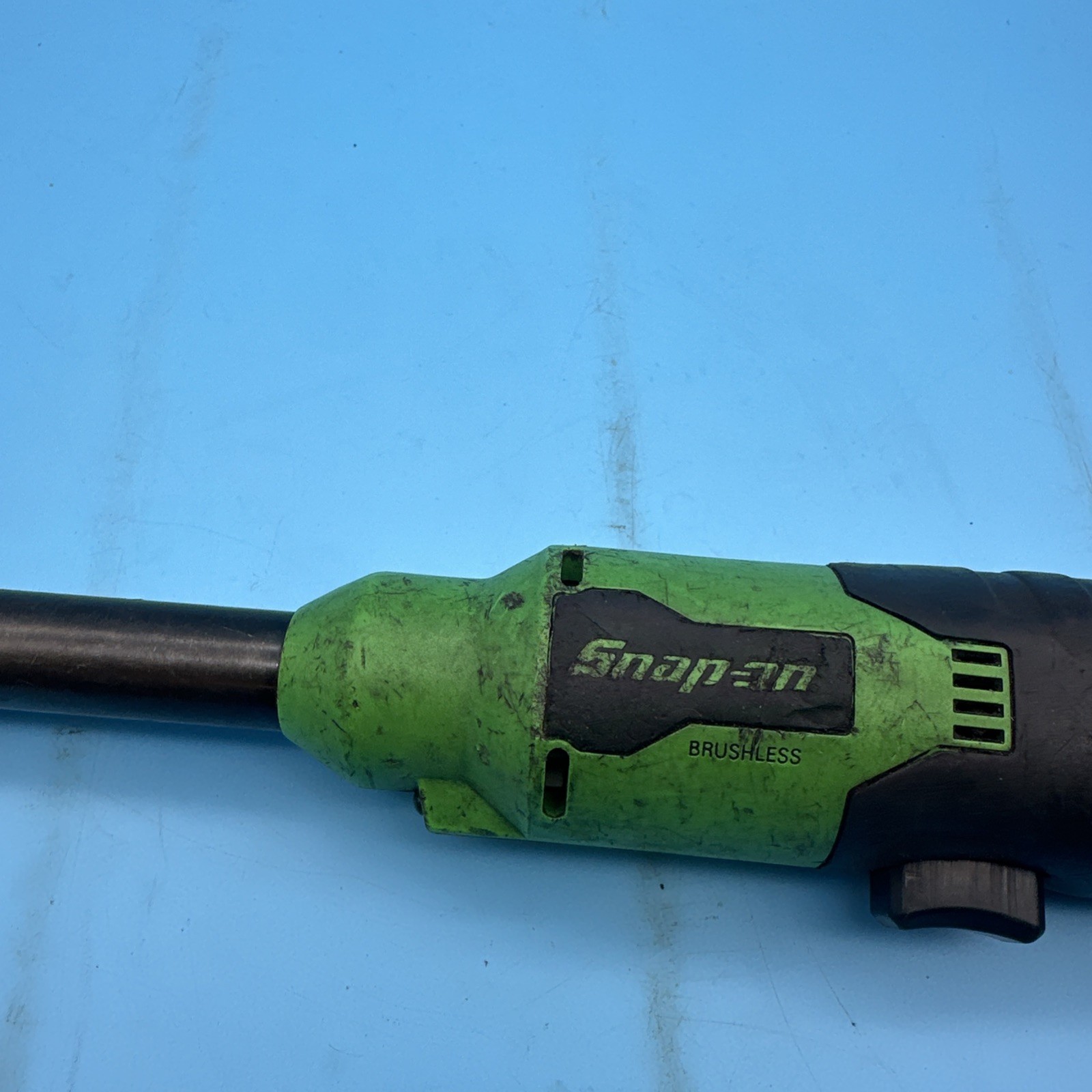 Snap-on CTR817G 1/4″ 14.4V MicroLithium Cordless Long Neck Ratchet *Pre Owned*