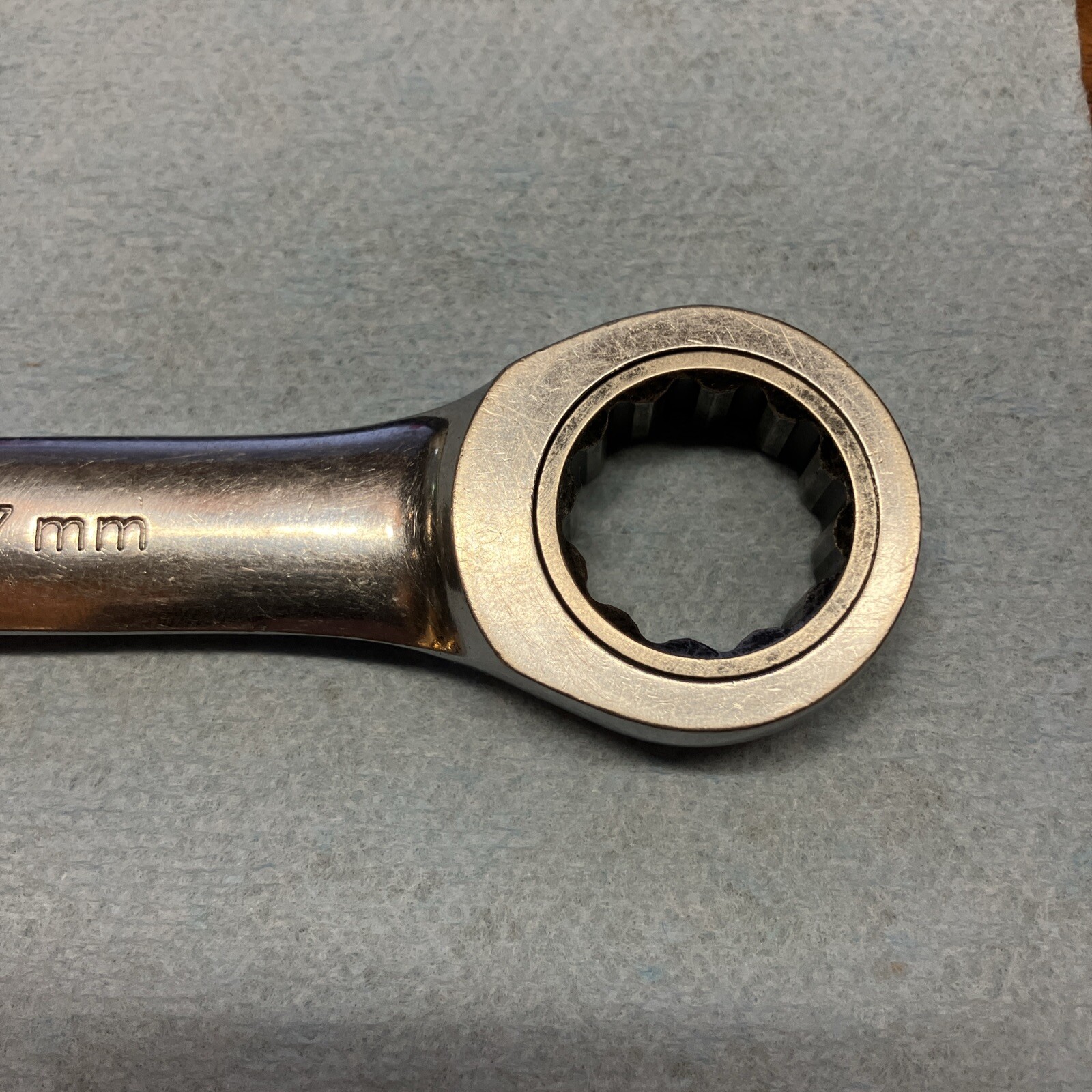 Used GearWrench 17mm 85517 Non-reversible Ratcheting Combination Wrench