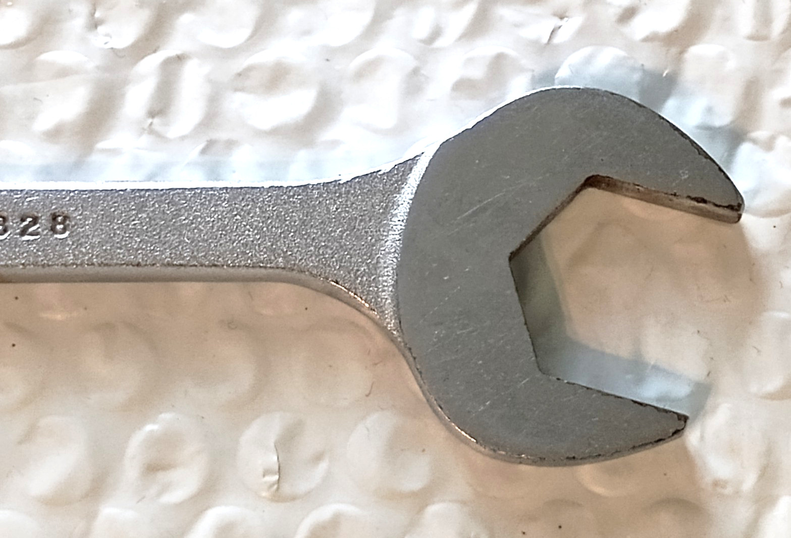 CORNWELL TOOLS USA AW2828, 7/8 ANGLE WRENCH, 8″ LONG.