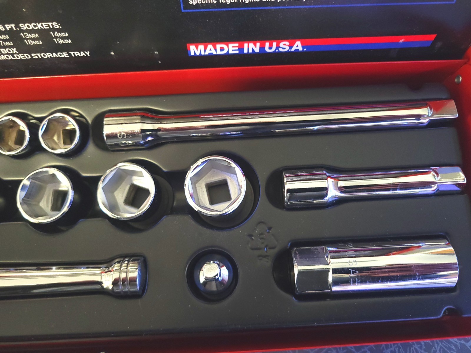 Husky Professional 24pc Metric 1/4″ & 3/8″ Dr. Socket Set Never Used Made in USA